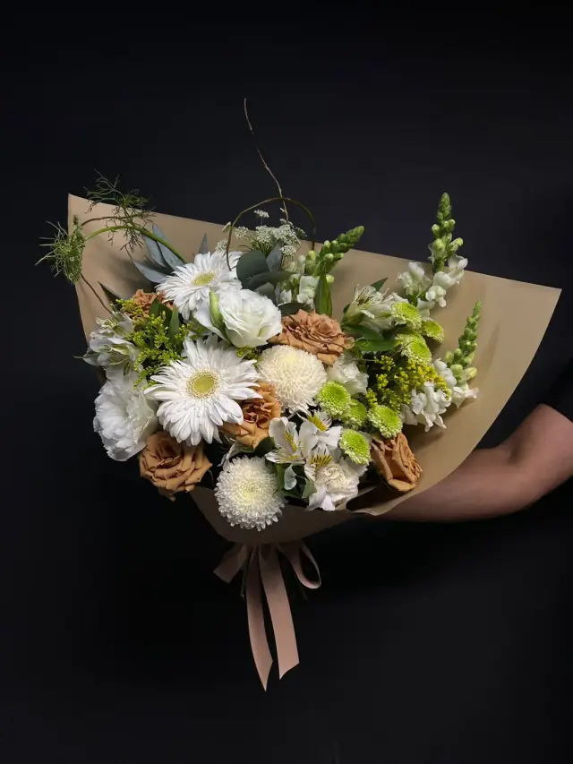 Neutrals Bouquet del Día BLOOMAN Aguascalientes